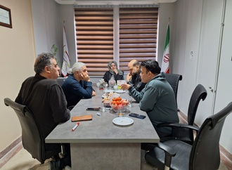 دورهمی و جلسه دوستانه تنی چند از کارتونیستهای تبریز