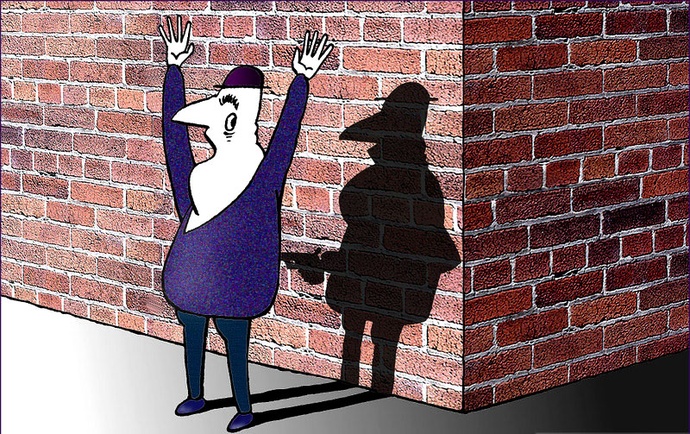 By: هوریئا کریسان