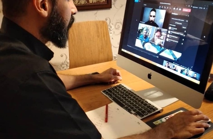 داوران اولین دورۀ مسابقۀ بین‌المللی کارتونیTechVertu