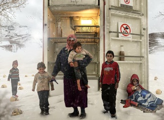 The suffering of mountain people in the cold of snow