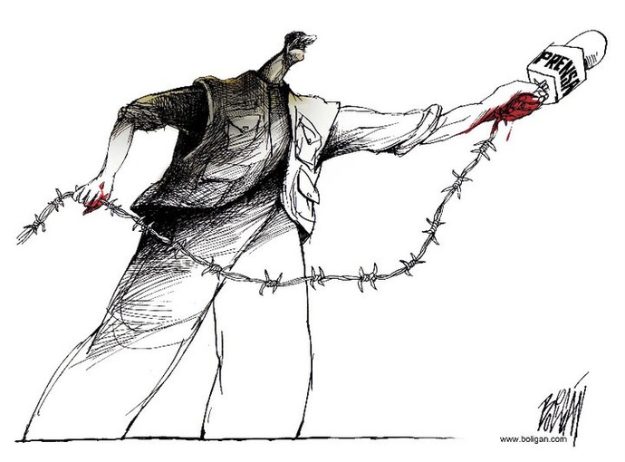 By: Angel Boligan-Mexico 