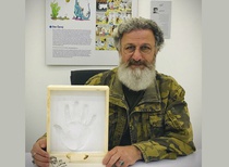 Interview with Bahram Azimi about cartoon and coronavirus